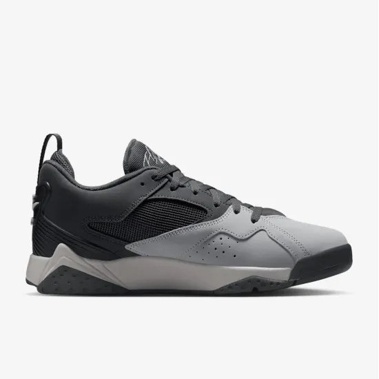 Кросівки Nike Air Jordan MVP 92 HQ3950-001