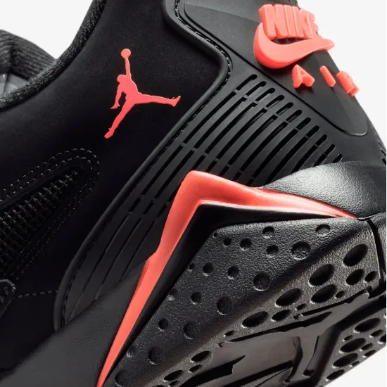 Кросівки Nike Air Jordan MVP 92 HQ3950-003