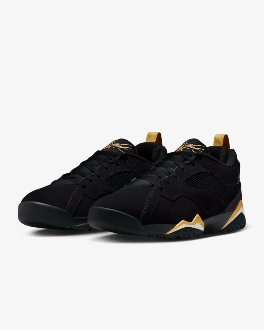Кросівки Nike Air Jordan MVP 92 HQ3950-007