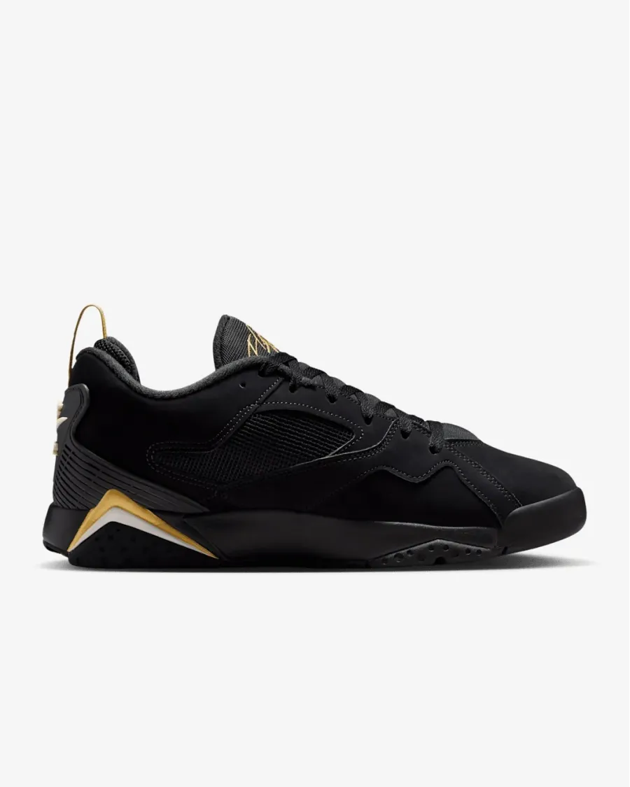 Кросівки Nike Air Jordan MVP 92 HQ3950-007