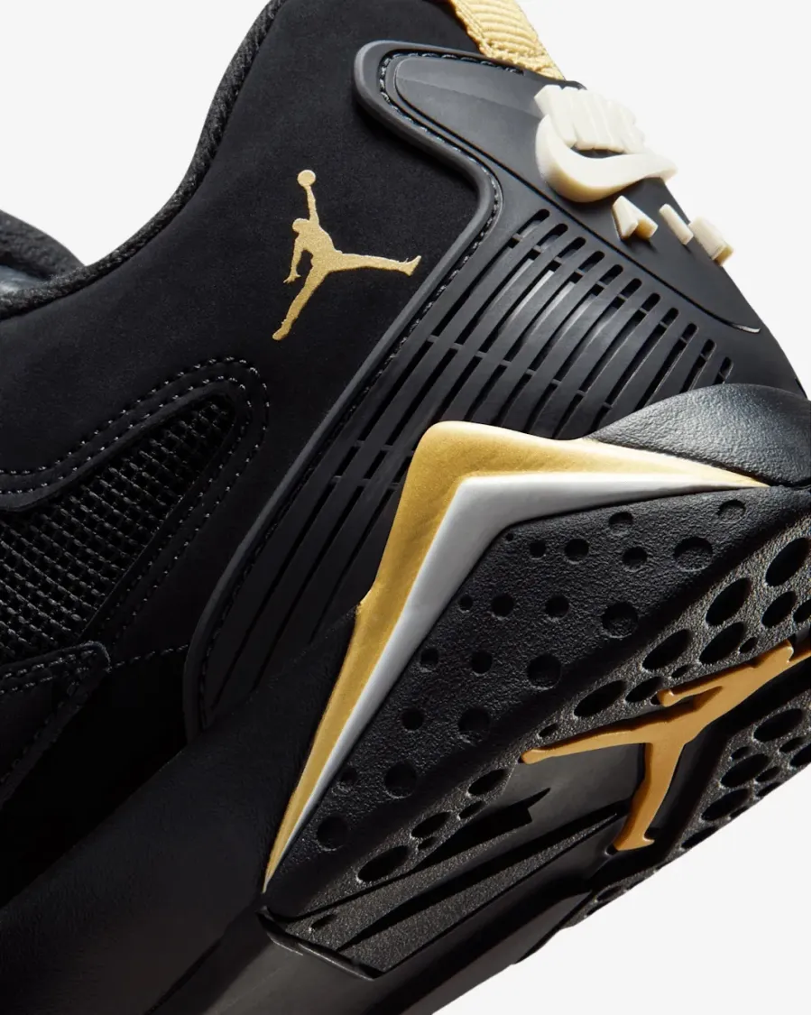 Кросівки Nike Air Jordan MVP 92 HQ3950-007