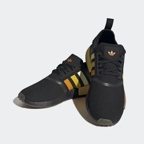 Кросівки Adidas NMD_R1 HQ4561