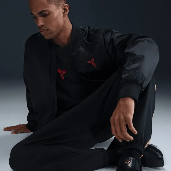 Куртка Nike Kobe Therma-FIT Insulated HQ4695-010