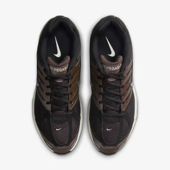 Кросівки Nike Air Pegasus 2K5 HQ5403-200