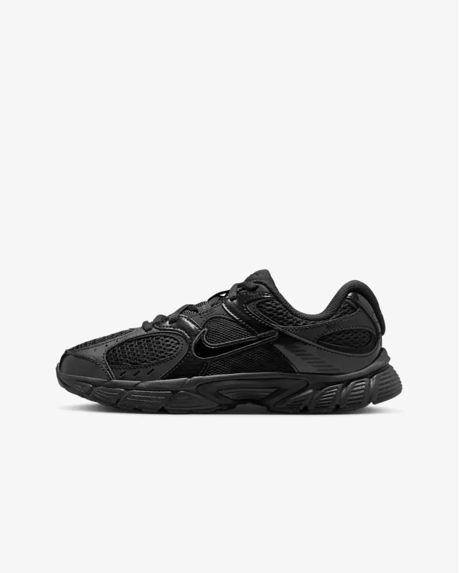 Кросівки Nike V5 RNR HQ6411-002
