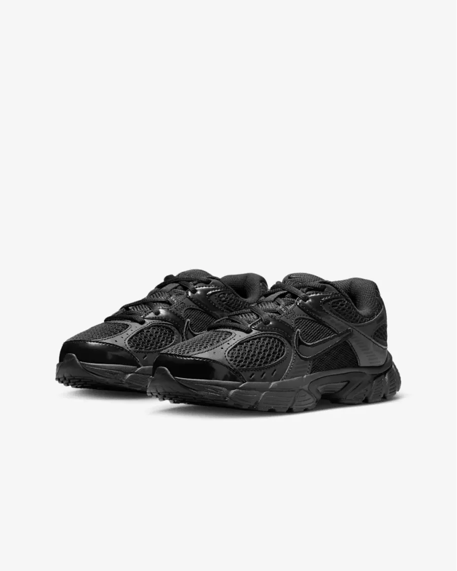 Кросівки Nike V5 RNR HQ6411-002