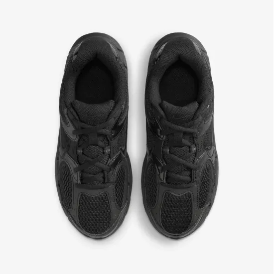 Кросівки Nike V5 RNR HQ6411-002