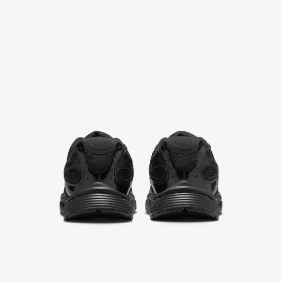 Кросівки Nike V5 RNR HQ6411-002