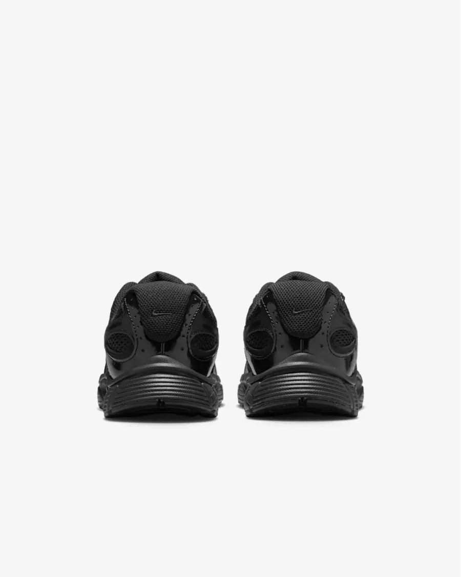 Кросівки Nike V5 RNR HQ6411-002