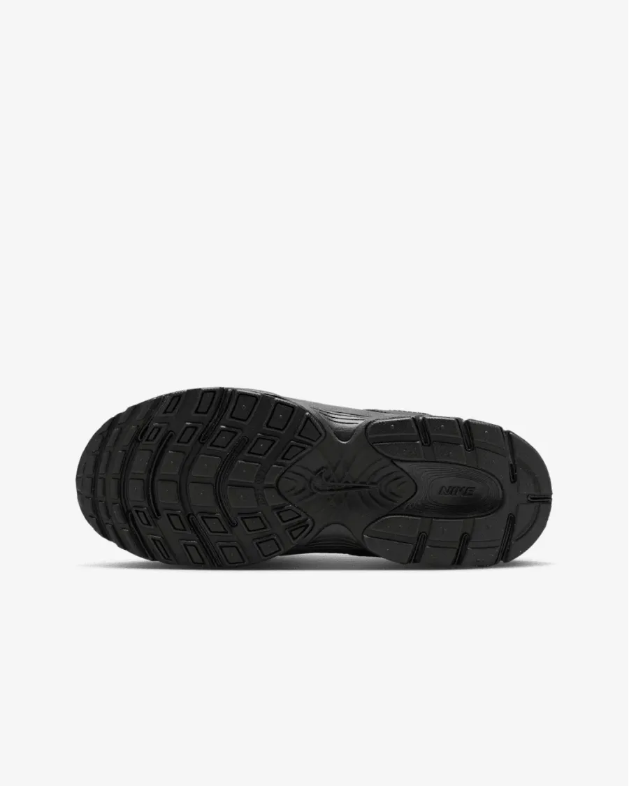 Кросівки Nike V5 RNR HQ6411-002
