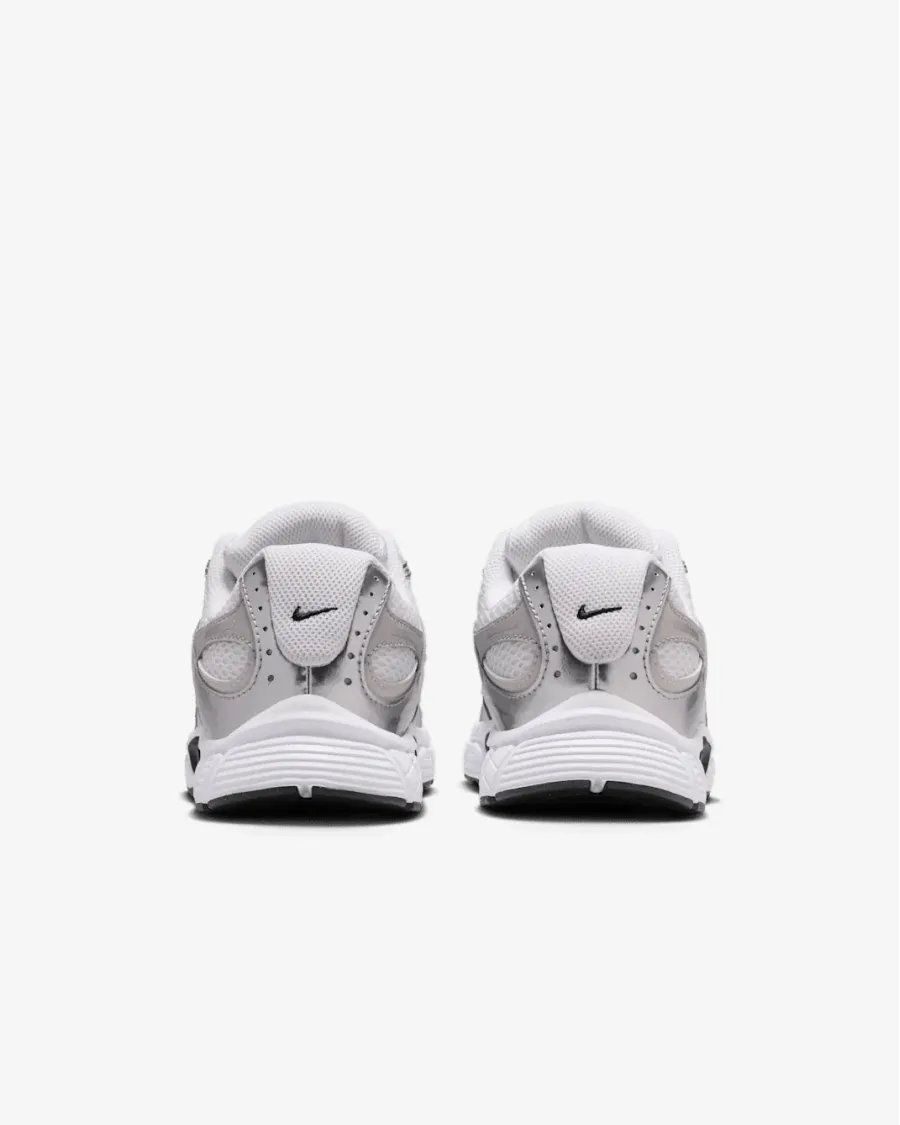 Кросівки Nike V5 RNR HQ6411-100