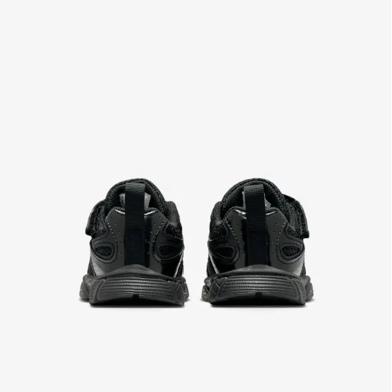 Кросівки Nike V5 RNR HQ6413-002