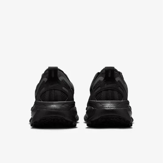 Кросівки Nike Vomero 18 Gore-Tex HQ7001-001