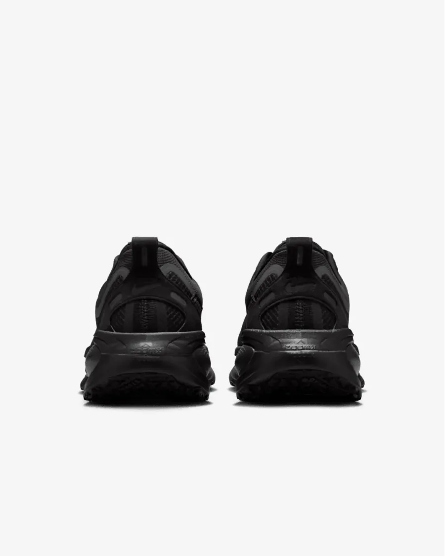 Кросівки Nike Vomero 18 Gore-Tex HQ7001-001
