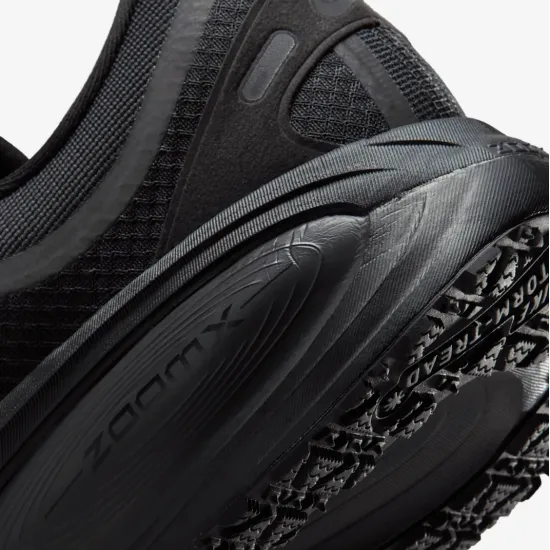 Кросівки Nike Vomero 18 Gore-Tex HQ7001-001