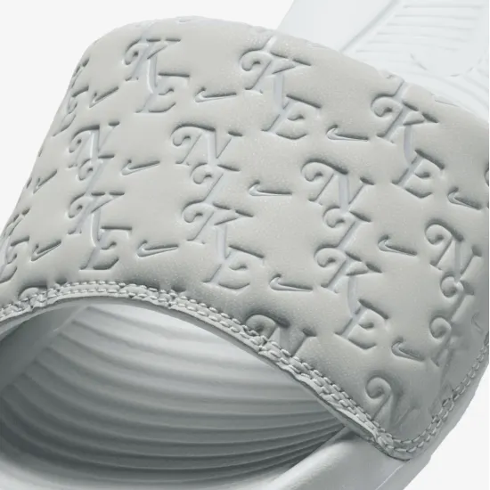 Тапочки Nike Victori One HQ7022-011
