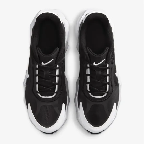 Кросівки Nike Aura Edge HQ7025-002