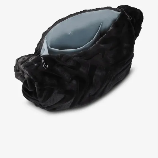 Сумка Nike Sportswear Faux Fur Slouchy HQ7515-010