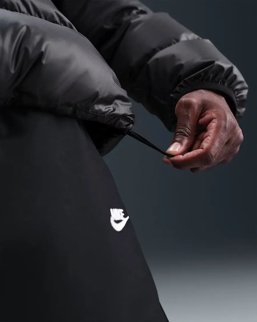 Куртка Nike Windrunner Statement Down HQ7790-011