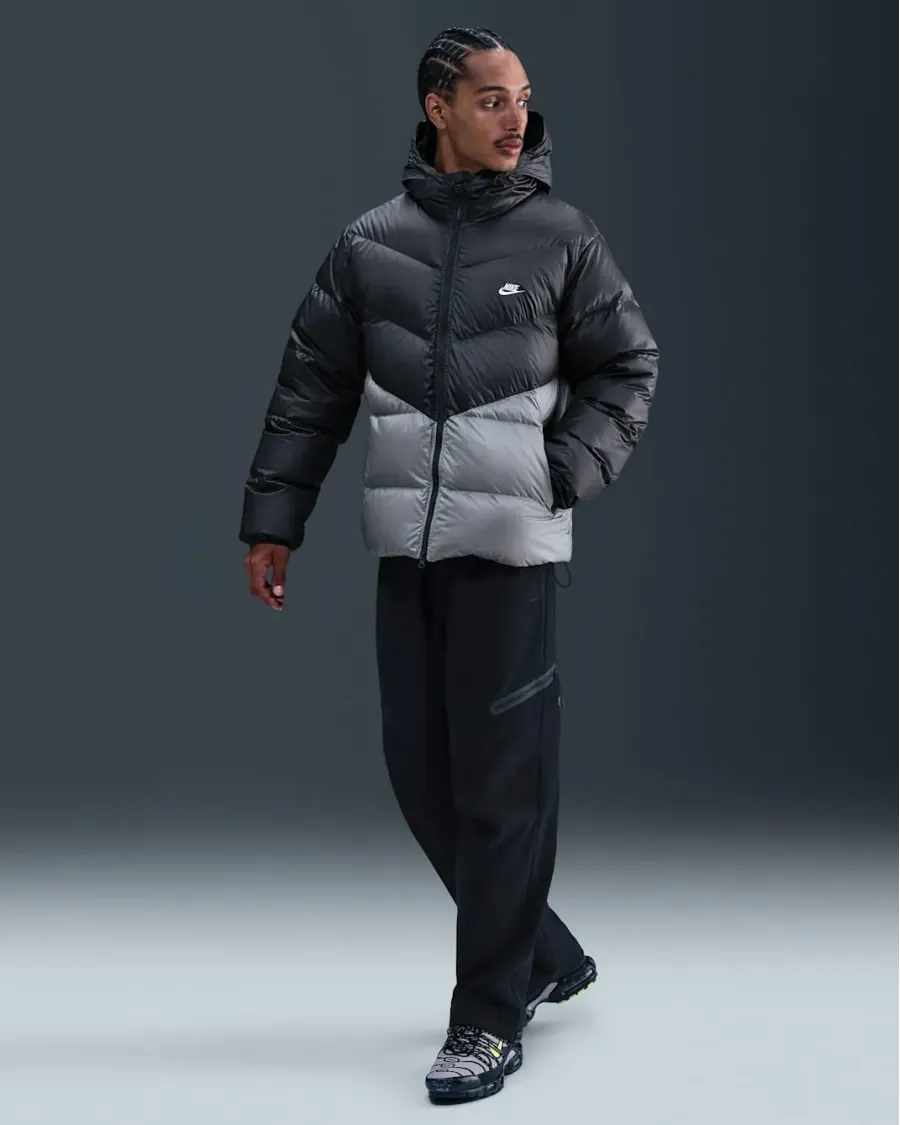 Куртка Nike Windrunner Statement Down HQ7790-061