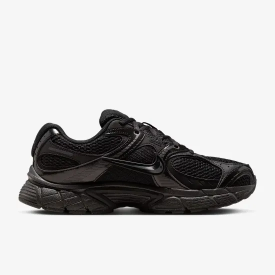 Кросівки Nike V5 RNR HQ7901-001