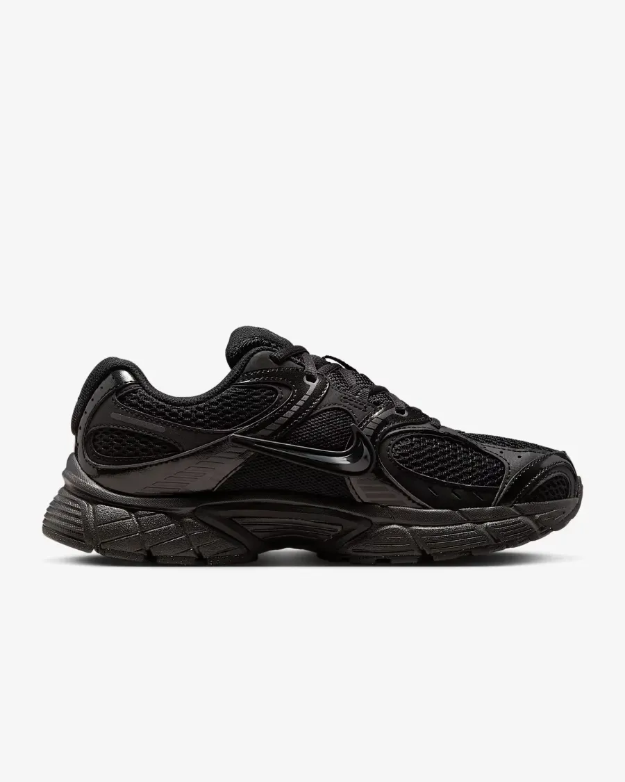 Кросівки Nike V5 RNR HQ7901-001