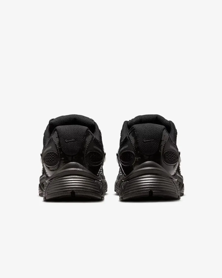 Кросівки Nike V5 RNR HQ7901-001