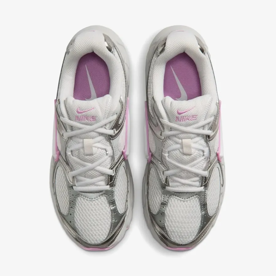 Кросівки Nike V5 RNR HQ7901-009