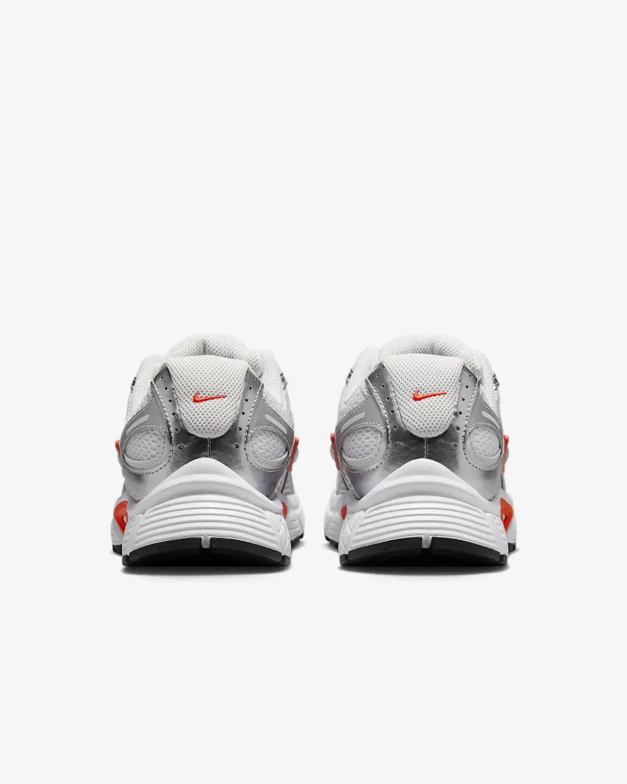 Кросівки Nike V5 RNR HQ7901-100