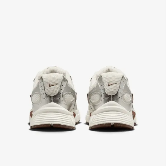 Кросівки Nike V5 RNR HQ7901-102