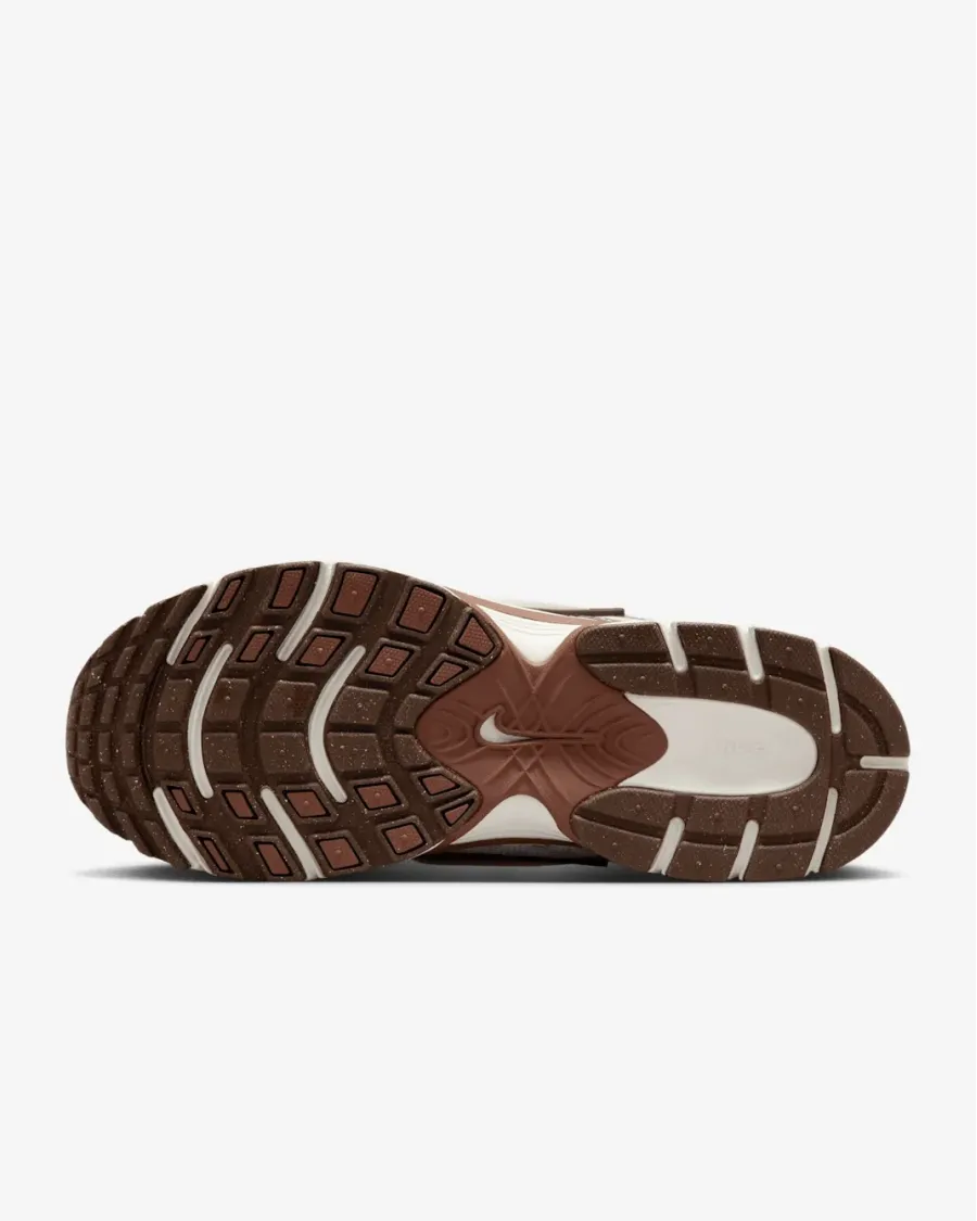 Кросівки Nike V5 RNR HQ7901-102