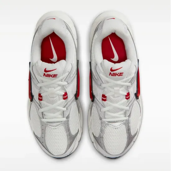 Кросівки Nike V5 RNR HQ7901-108