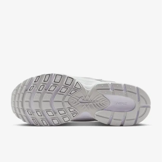 Кросівки Nike V5 RNR HQ7901-112