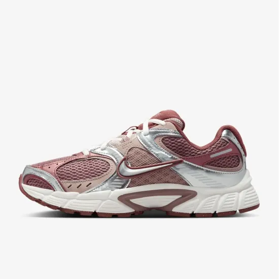 Кросівки Nike V5 RNR HQ7901-200