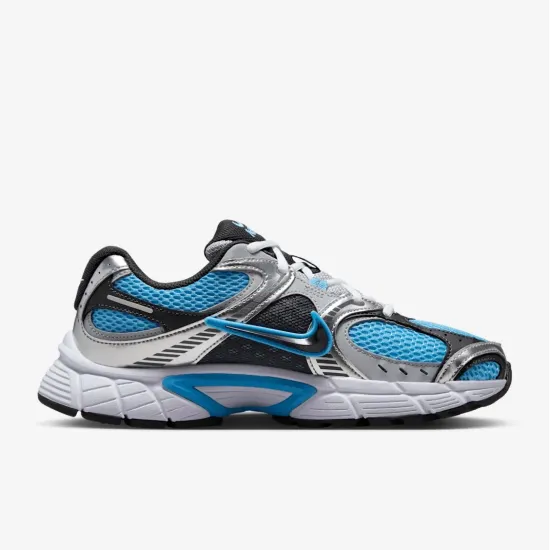 Кросівки Nike V5 RNR HQ7901-400