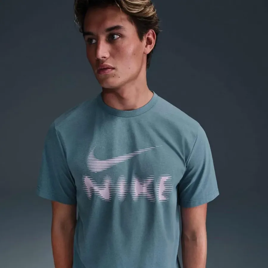 Футболка Nike Hyverse Dri-FIT UV Short-Sleeve HQ7987-006
