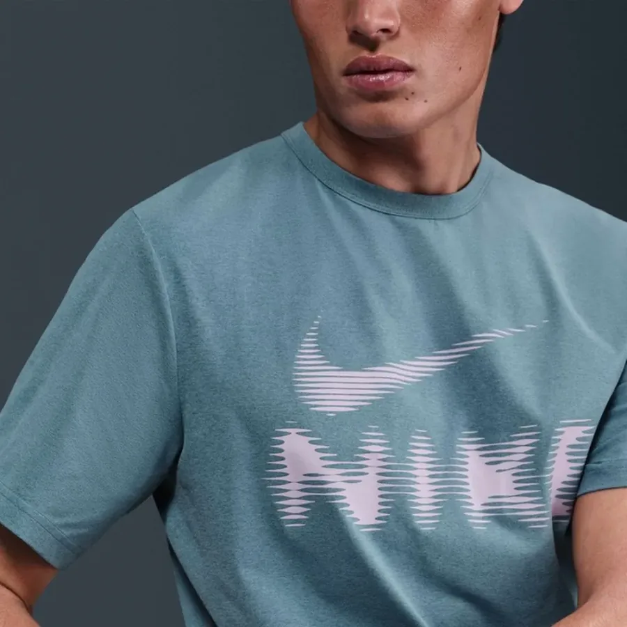 Футболка Nike Hyverse Dri-FIT UV Short-Sleeve HQ7987-006