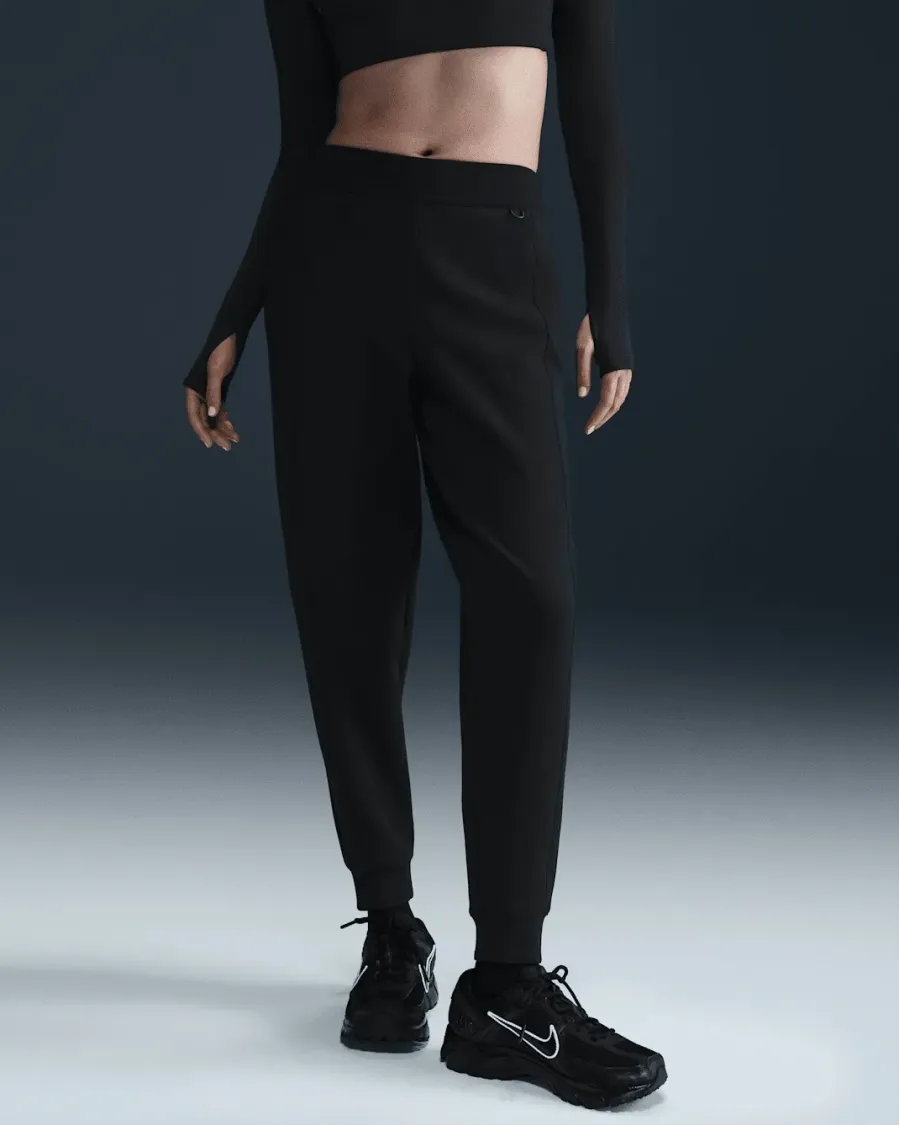 Штани Nike 24.7 Jogger HQ8184-010