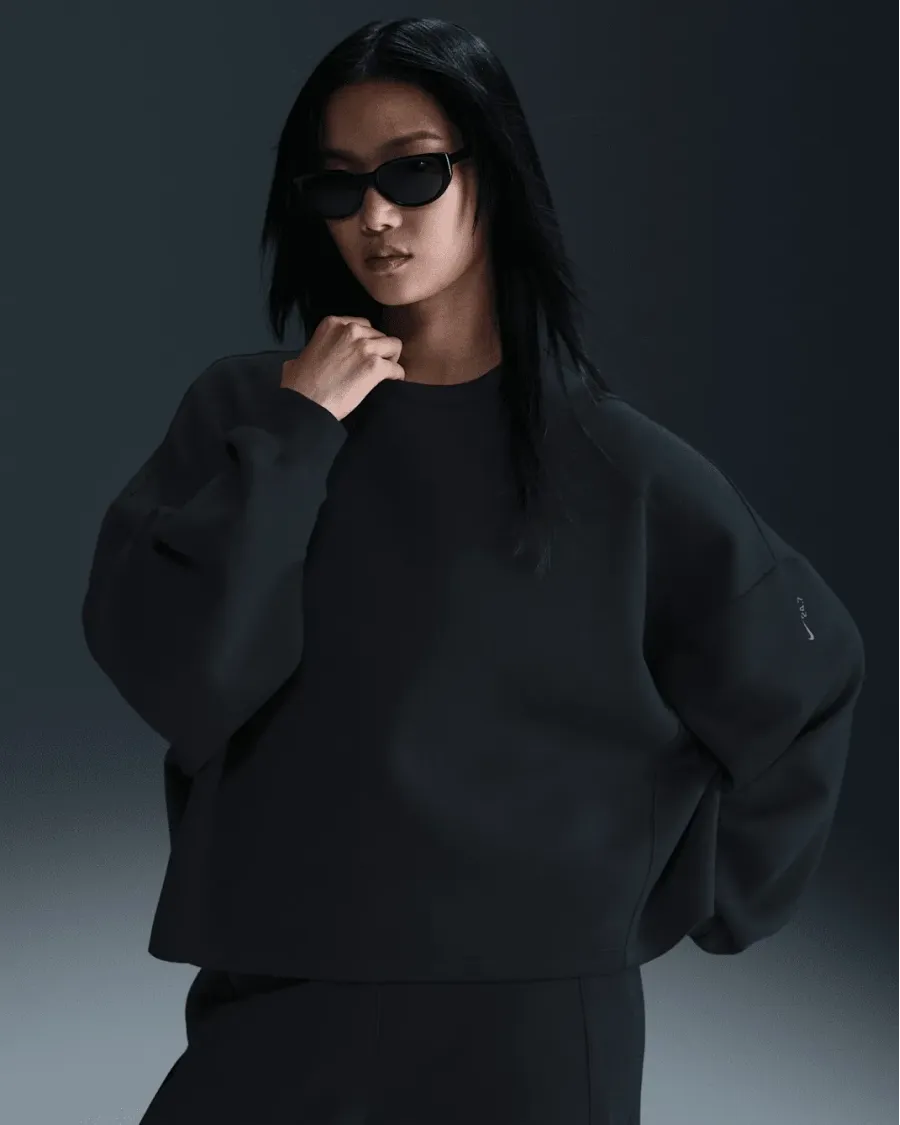 Кофта Nike 24.7 ImpossiblySoft Dri-FIT Oversized Crew-Neck Top HQ8193-010