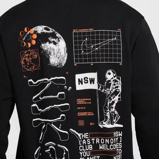 Худі Nike Club Fleece PO Moon GFX HQ8594-010