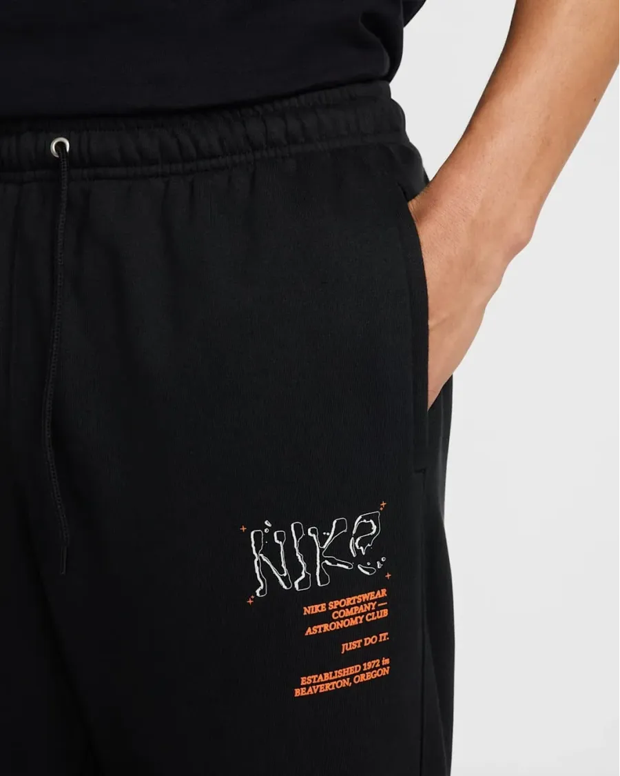 Костюм Nike Club Fleece PO Moon GFX HQ8594-010_HJ2512-010