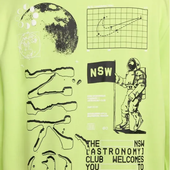 Худі Nike Club Fleece PO Moon GFX HQ8594-736