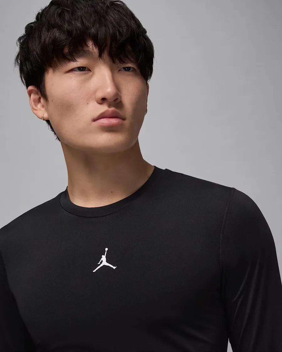 Термофутболка Nike Air Jordan Sport Dri‑FIT HQ8683-010