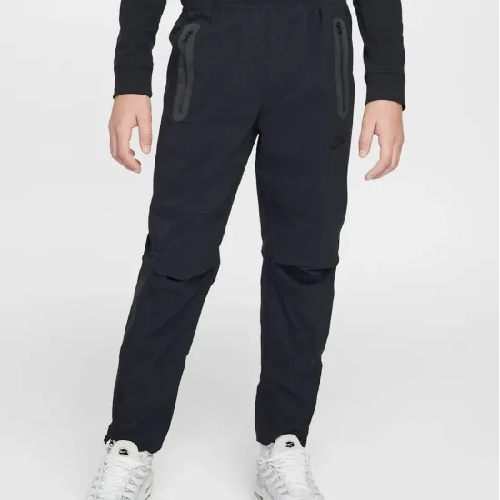 Костюм Nike Tech Woven HQ8911-010_HQ8921-010
