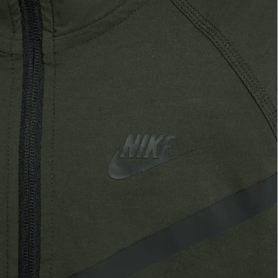 Куртка Nike Tech Woven HQ8911-355