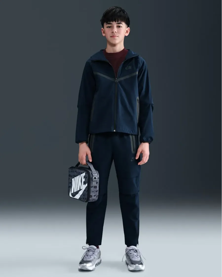 Куртка Nike Tech Woven HQ8911-451