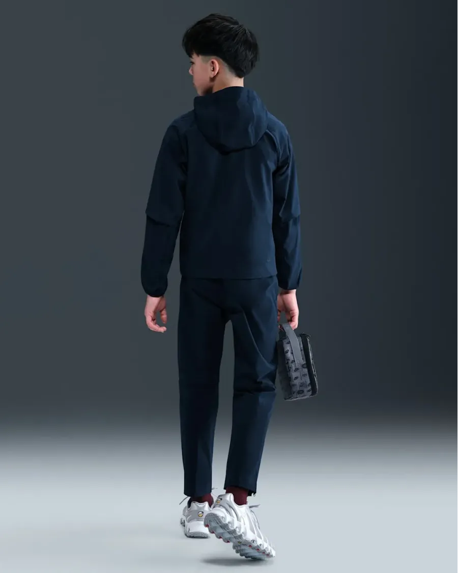 Куртка Nike Tech Woven HQ8911-451
