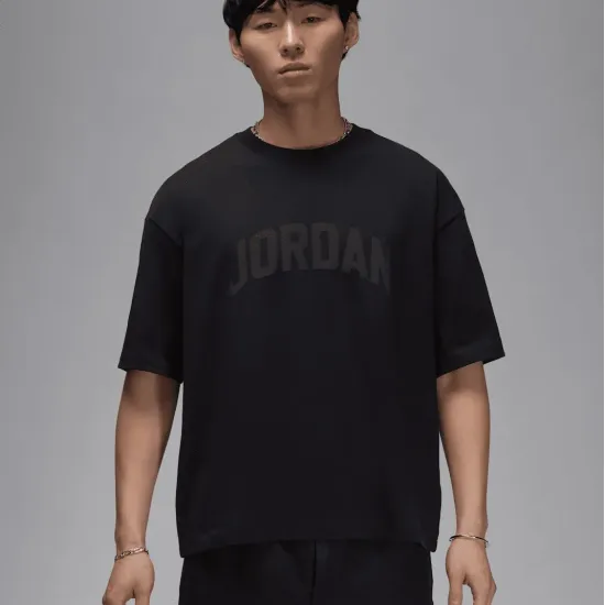 Футболка Nike Air Jordan Flight Essentials HQ8935-010
