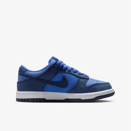 Кросівки Nike Dunk Low SE HQ9293-400