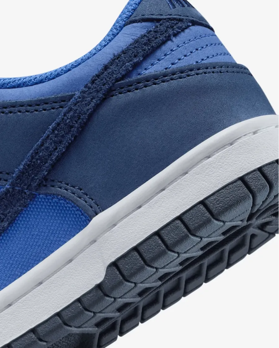 Кросівки Nike Dunk Low SE HQ9293-400
